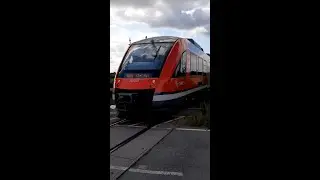 🚆 Triebwagen Lint DB 648 332-4 'Aum&uuml;hle' f&auml;hrt am B&uuml; Neudorf-Bornstein als RB 73 Richtung Kiel-Hbf