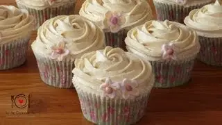 Cómo Hacer Cupcakes de Vainilla | LHCY
