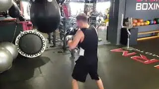 Training im Sturm Gym - Zu Gast beim Weltmeister - Punching Bag