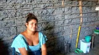 Sandra irmã do Davi enfrenta dificuldades para conseguir alimentos. Veja como está o poço 