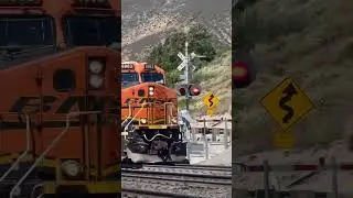 BNSF Stacktrain roaring up the grade of Cajon pass