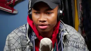 Chris Briggs freestyles the weakest 16 in the history of earth