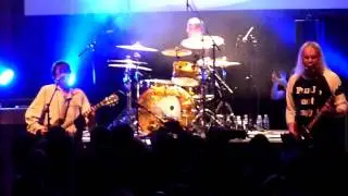 SENSELESS THINGS 'HOMOPHOBIC ASSHOLE' @ 02 SHEPHERDS BUSH 25.03.17