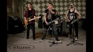 The Wallkids - Reggelre v&eacute;get &eacute;r ( Official music video 2019 )