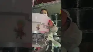 #icecream #cakefactory #machine #icecreamfactory #hardwork #cake #factorywork #food #cakework #funny