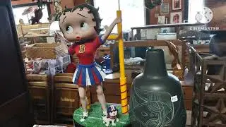 Antique Mall in Bend Oregon Shop with me! I found a deal 😁