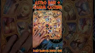Celestial Charms: Astrology Dice Reading for Your Zodiac Sign! Collective and Timeless🌙🔮