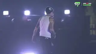 Yeat performs Get B&uuml;sy (Jersey Remix) - LIVE at Beach Please! 2025