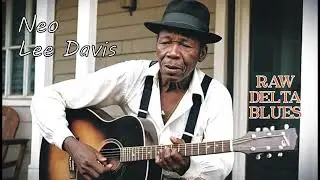 Neo LEE DAVIS    
