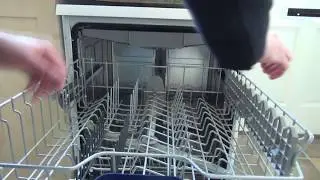 How to Tip #25 : Raise or lower the top washing rack on a Siemens Varioflex Dishwasher