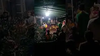 balinees tradisional dance dewa ayu ..maen jaranan