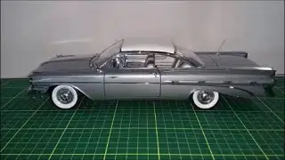 Pontiac Bonneville 1959 года в масштабе 1:18 от Sunstar Platinum