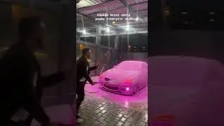 Pembe k&ouml;p&uuml;kl&uuml; oto yıkama 💦😄#car #araba #shorts #tiktok #modifiye #kaza #bmw #istanbul