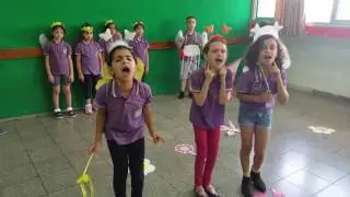 الفراشات الثلاث. تمثيل طلاب الثاني أ. تدريب المربية غادة عيساوي. مدرسة الغزالي
