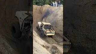 40 year old nissan Patrol on steep hillclimb! #4x4 #offroad #mud #nissan #patrol