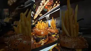 Bossman's Buger factory dubai | Haseebee | #viral #burger #dubai #food #viralvideo #burgerfactory