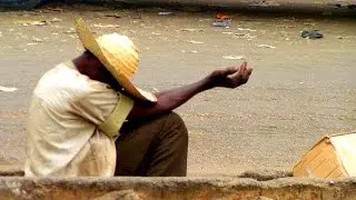 CRAZY: meet Nigeria's Fake Beggars !