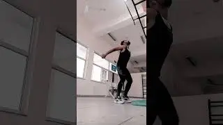 Clapping chinups 💪🏻🔥 #chinup #music #rap #exercise