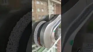 aoquful intelligent window cleaning robot with dual water spray