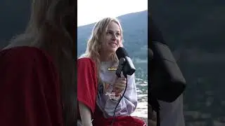 Schl&auml;ft Hannah bei Adi im Bett?