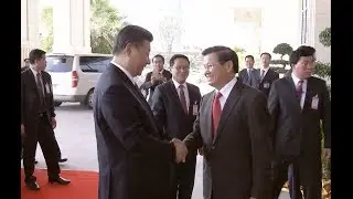 Chinese President Meets Lao Prime Minister in Vientiane