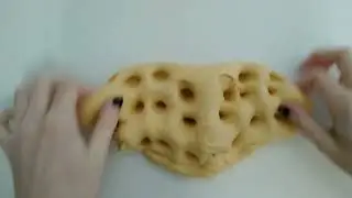 Very Stretchy Clicky Slime