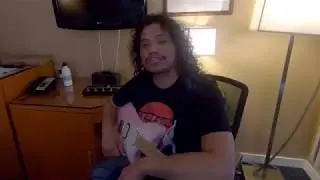 Hotel room hack for touring guitar players with MX300