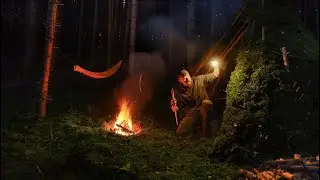 Crafting a MOSS covered Survival Shelter & Cook in Deep Forest | Solo Bushcraft