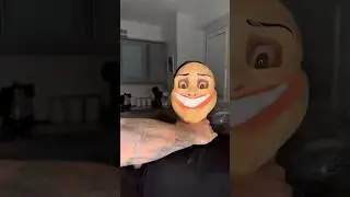 Офицеру Талалаа нужно больше блесток 😂