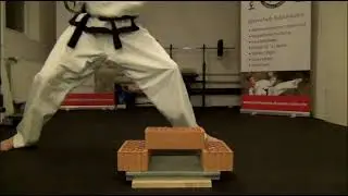 Bruchtest &bdquo;Yok Sudo&ldquo; - Innenhandkante
