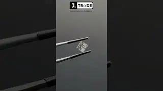Princess Cut Diamond @jaykargroup   #jewellery #engagmentring #princesscut   #jewelleryaddict