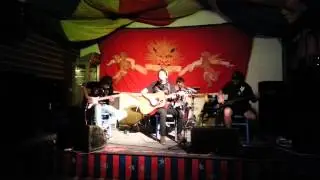 Zed Major Live Acoustic @ Monte's Alice Springs 20130901 190733 1)