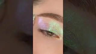 Trying the most MAGICAl eyeshadows 🧚 #eyemakeup #eyeshadow duochrome eyeshadow multichrome makeup