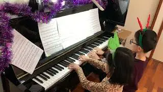 Duet - Santa Claus Is Coming To Town - rearranged by Pam Wedgwood ε