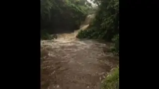 Flash Flood Leaves Tourists Stranded In Hawaii