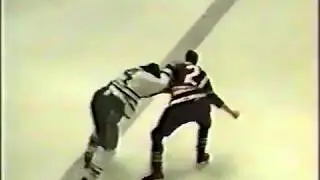 Dave McMillen #27 vs Trevor Pennock #4 WHL Dec 7/90