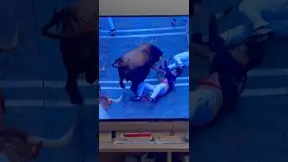 Pelos de punta en el 3 encierro San Ferm&iacute;n (9.7.25) 🐂 #encierro #sanfermin #toros #bull