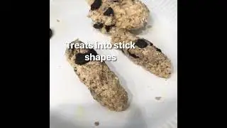 Cookies and cr&egrave;me sticks