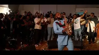 Warehouse Worship UK - Mike Aremu African HIGH Praise !!