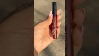 Lakme forever matte liquid lipstick &ldquo;Red Sangria 05&rdquo; #lakme #lakmelipstick #liquidlipstick #swatches