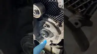 Jak wcisnąć simering na wale od strony rozrządu Audi q5 2.0tdi 2011 rok
