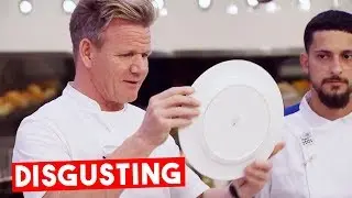 Communicate. Blue and Red Team - Hells Kitchen US