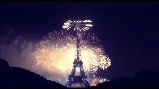 Paris New Year 2020 - Eiffel Tower Fireworks 2020