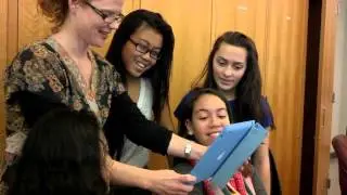 Yearbook 3D Reaction
