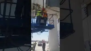 Montage d'une passerelle t&eacute;lescopique(2)