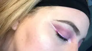 PINK GLITTER LINER TUTORIAL