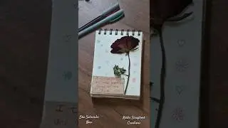 Aesthetic Flower Scrapbook Journaling 🌸 |Creative Floral Journal Layout #shorts #yt #youtubeshorts