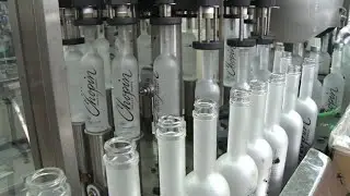 Les Polonais et leur vodka: c&ocirc;t&eacute; pile, c&ocirc;t&eacute; face