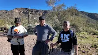 Wind Cave Trail Hiking, Arizona. AZ Walking Club.