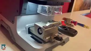 How To Cut Key with Condor XC Dolphin XP-005 Key Cutting Machine